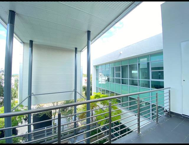 452M² OFFICE TO LET IN FOURWAYS